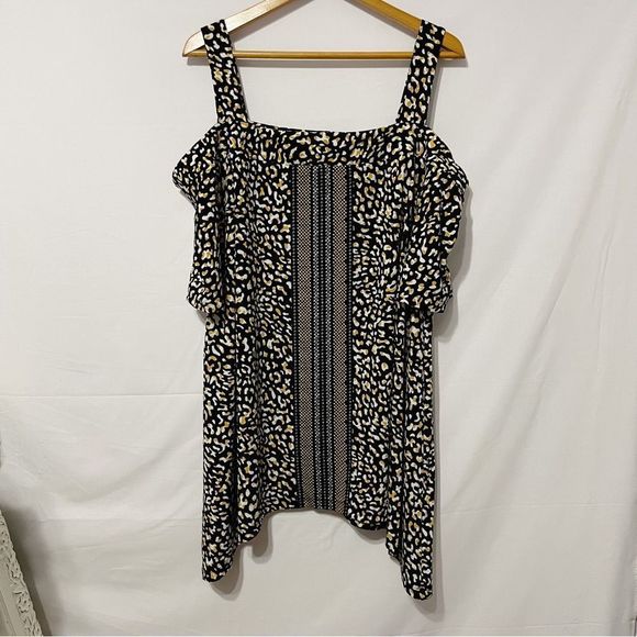 NWT 18/20 Avenue Cold Shoulder Tunic Leopard Print Black Gold White - Picture 1 of 6